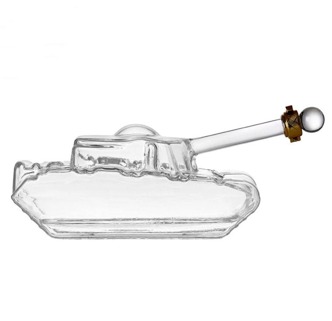 Tank Whiskey Decanter. 1000ML - Raise The Bar Lux  